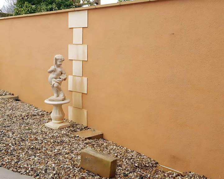 Enduits à projeterProfitez de notre savoir-faire dans la finition de façades par enduit projeté.